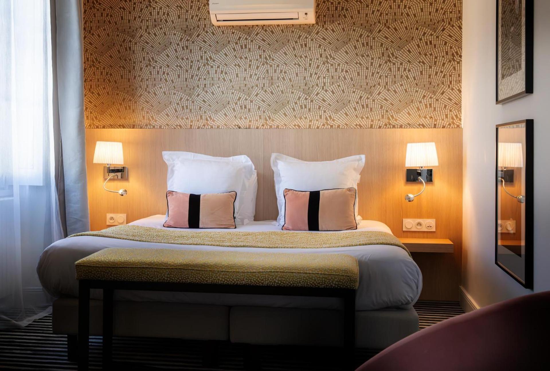 L'Aubiniere Hotel Restaurant & Spa Saint-Ouen-les-Vignes Εξωτερικό φωτογραφία