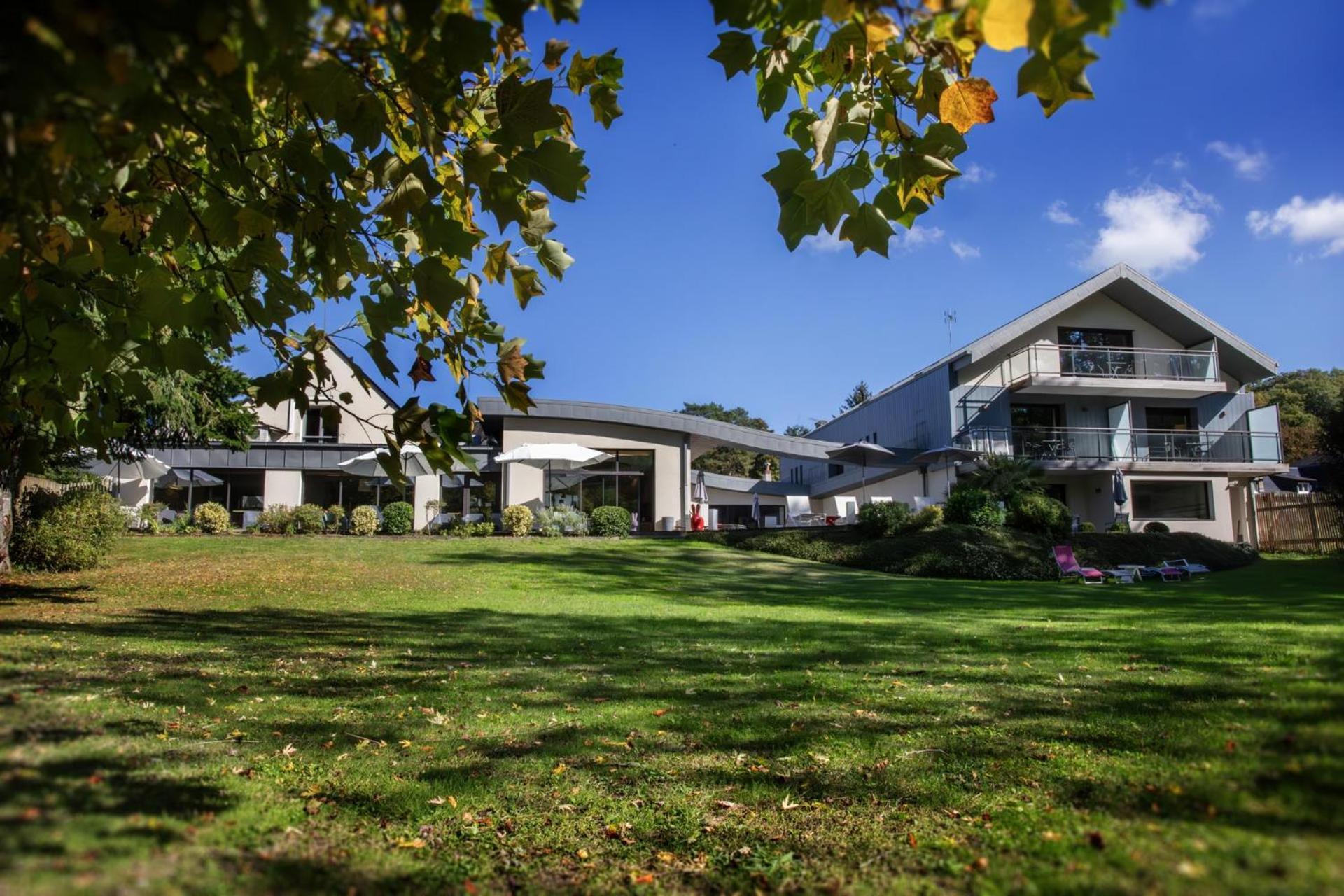 L'Aubiniere Hotel Restaurant & Spa Saint-Ouen-les-Vignes Εξωτερικό φωτογραφία