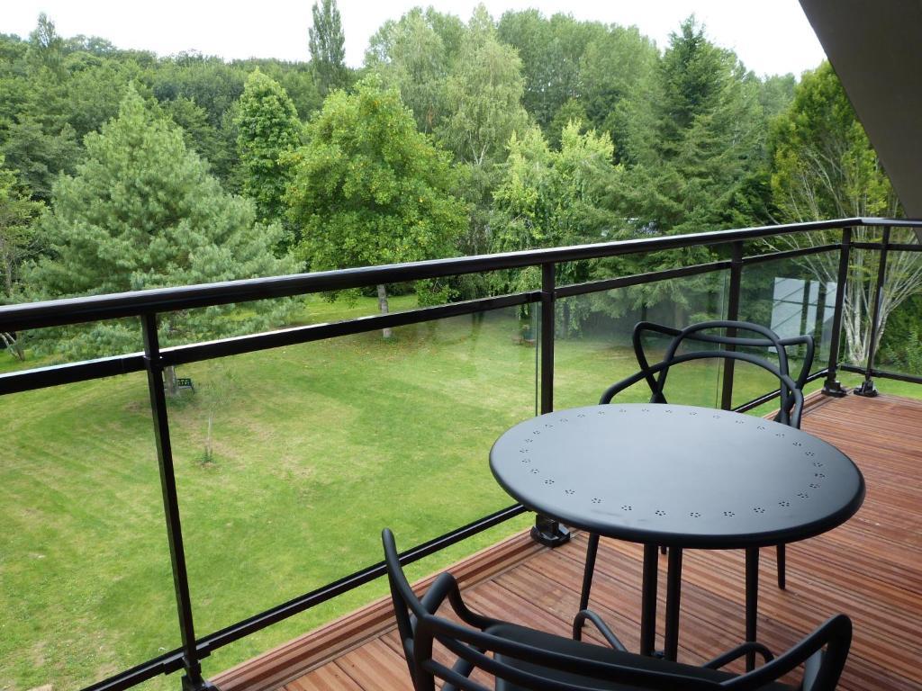 L'Aubiniere Hotel Restaurant & Spa Saint-Ouen-les-Vignes Εξωτερικό φωτογραφία