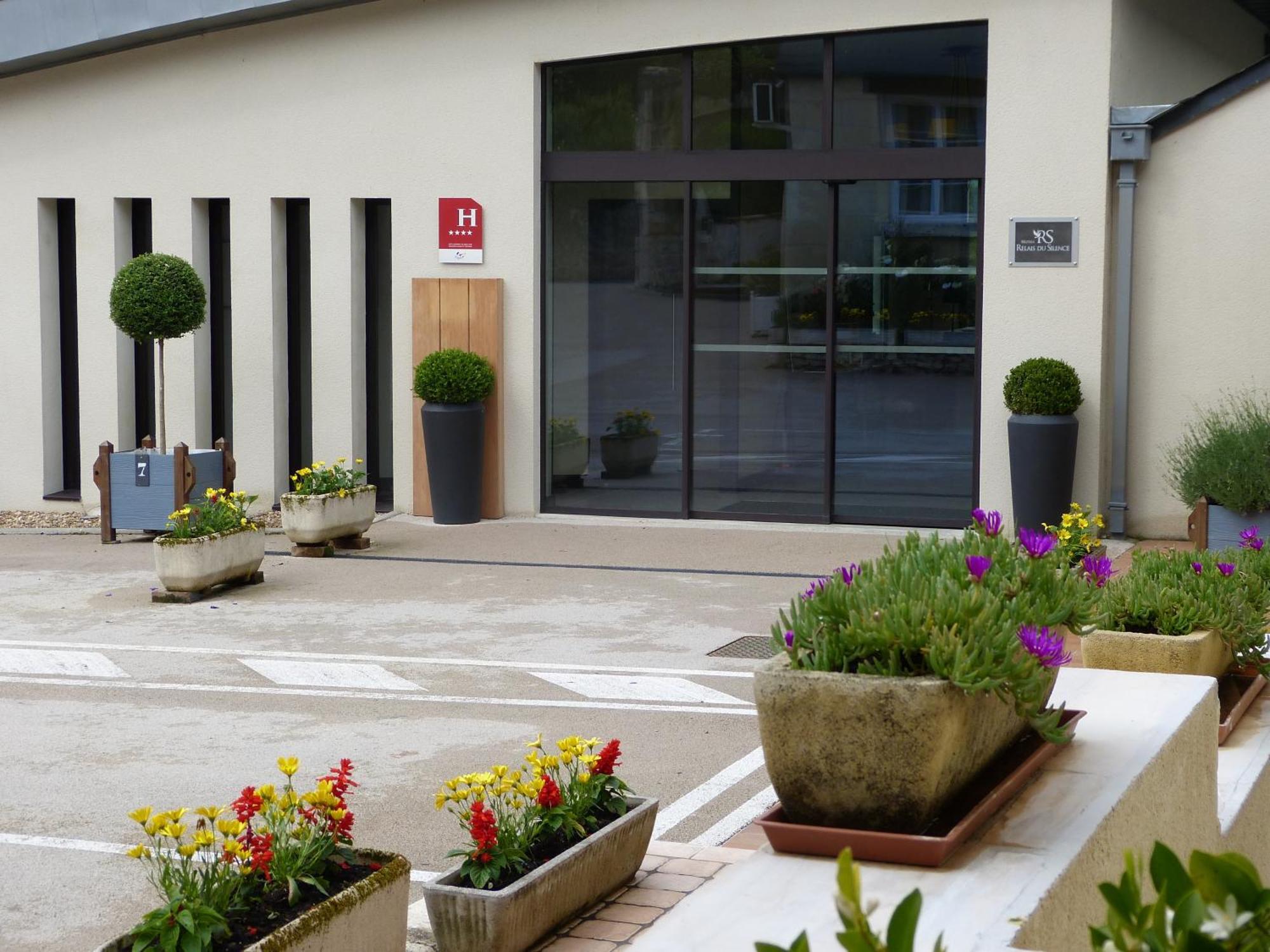 L'Aubiniere Hotel Restaurant & Spa Saint-Ouen-les-Vignes Εξωτερικό φωτογραφία