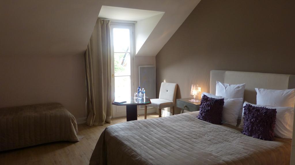 L'Aubiniere Hotel Restaurant & Spa Saint-Ouen-les-Vignes Δωμάτιο φωτογραφία