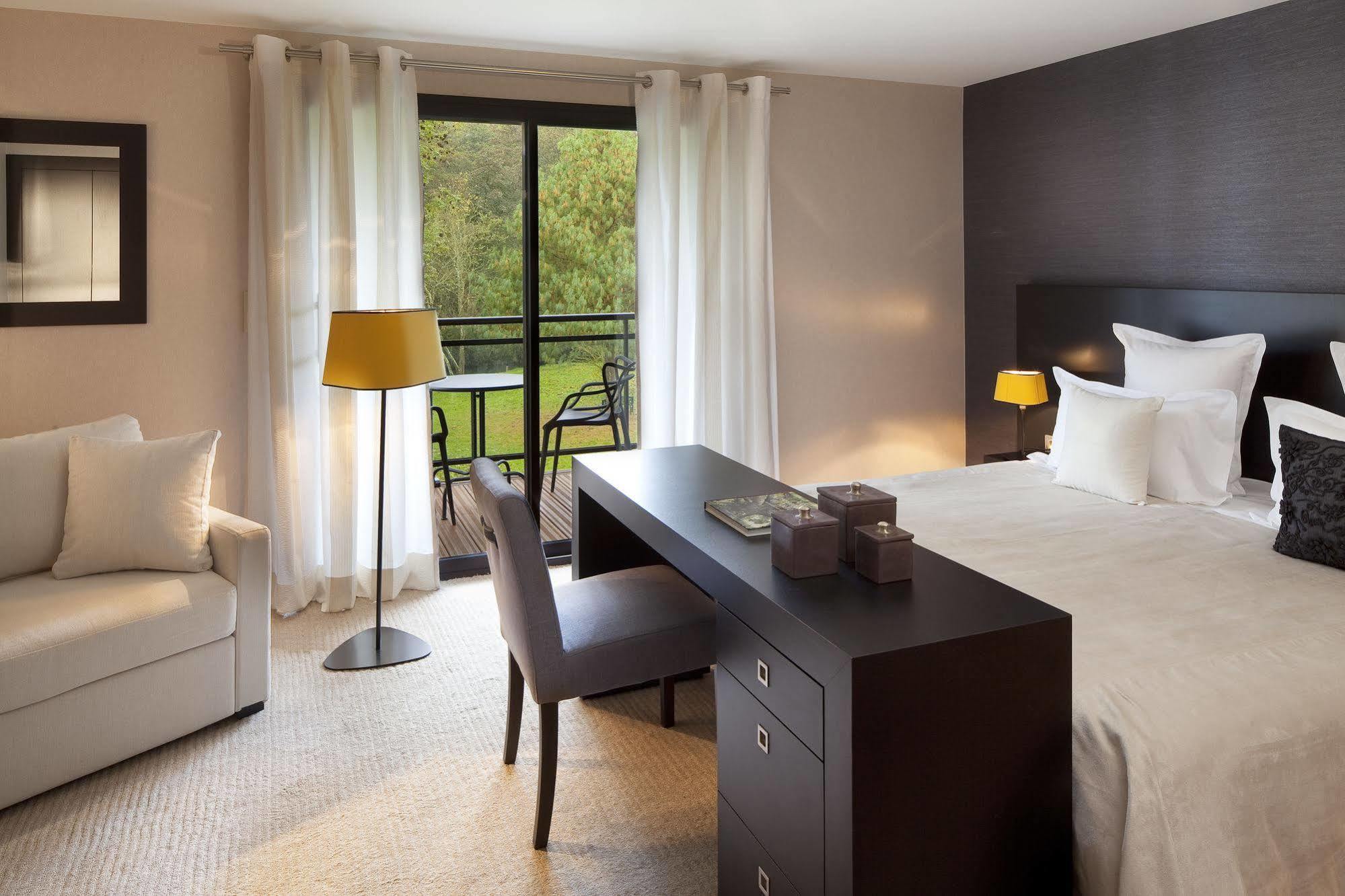 L'Aubiniere Hotel Restaurant & Spa Saint-Ouen-les-Vignes Εξωτερικό φωτογραφία